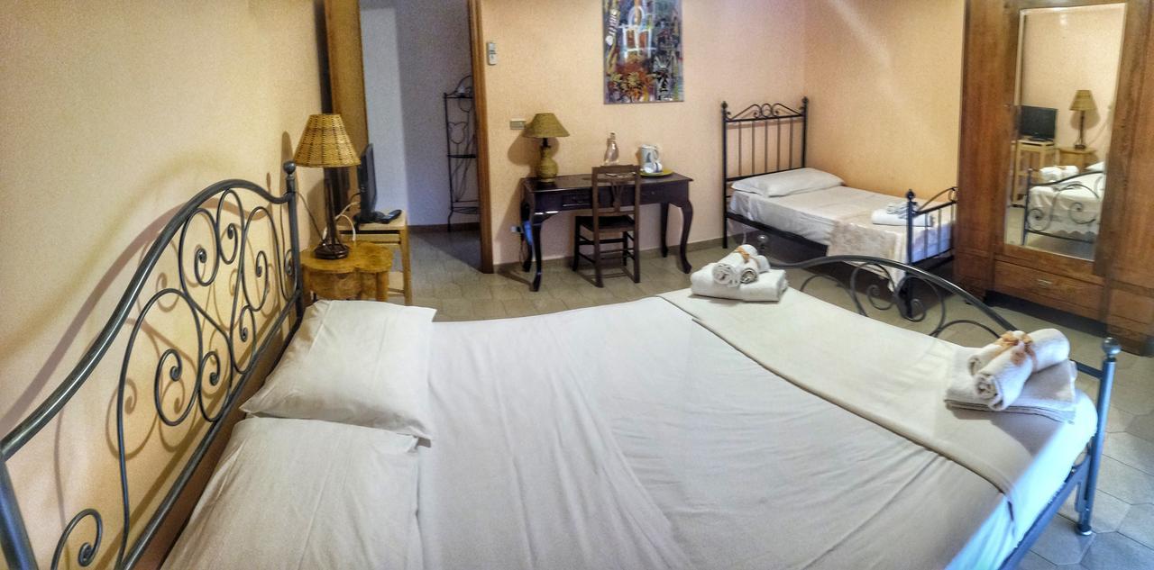 Bed And Breakfast Pieffe Frascineto Exterior foto