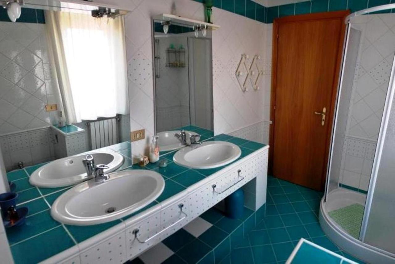 Bed And Breakfast Pieffe Frascineto Quarto foto